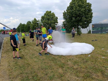 351476094_205092565368319_7569270084854892509_n